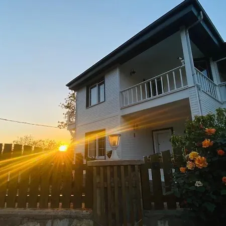 فيلة Beyaz Villa *
